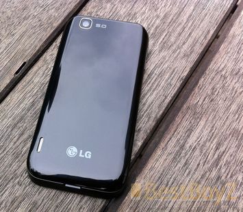 LG E730 Optimus Sol kendini gösterdi – Video
