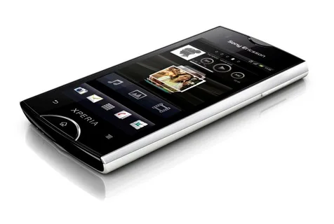 Sony Ericsson Xperia Ray 999 TL’lik fiyat etiketiyle Türkiye’de