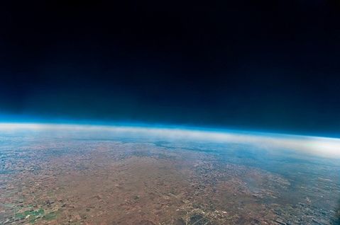 Nikon D300s barındıran Cyngus ile atmosferin yüksek seviyelerinde zorlu çekim görevi – Video