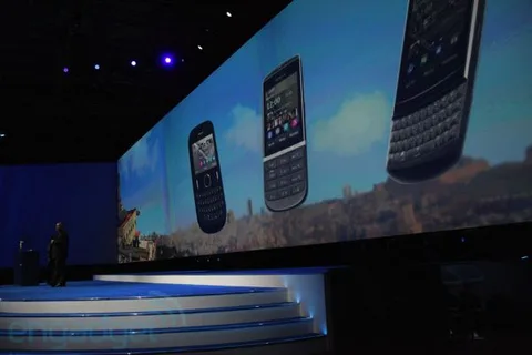 Nokia Asha serisi altında 200, 201, 300 ve 303 modellerini tanıttı – Galeri (güncellendi)