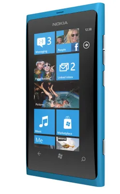 Nokia’nın Windows 8 tableti önümüzdeki yaz tanıtılacak, Lumia 800’den daha çekici Windows Phone cihazları yolda