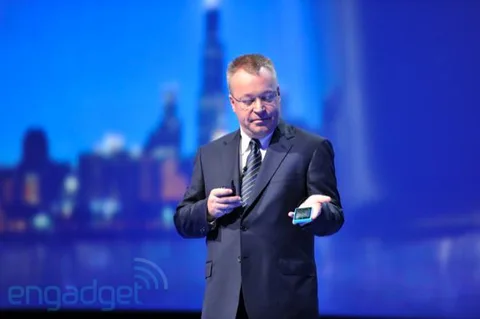 Nokia’nın ilk Windows Phone cihazı ile tanışın: Nokia Lumia 800 – Galeri & Video (güncellendi)