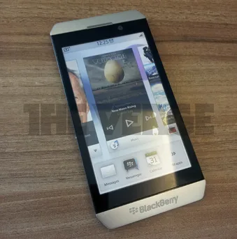 RIM 2012 yol haritasında yeni bir PlayBook ile Curve 9220 ve 9320 modelleri yer alıyor