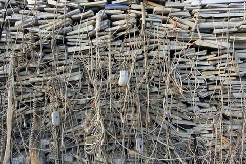 Avrupa Birliği sınırları içinde faaliyet gösteren satıcılar elektronik atıkları ücretsiz kabul edecek