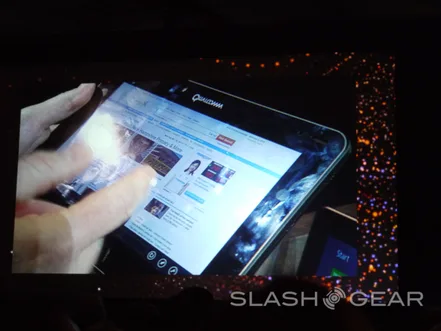Qualcomm S4 yongalı Windows 8 tabletini gösterdi