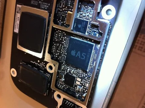 2012 model Apple TV parçalarına ayrıldı