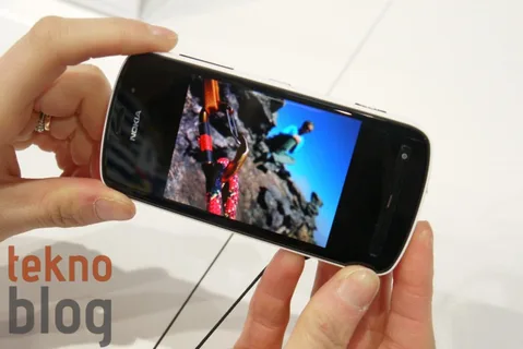 Nokia PureView teknolojisini Windows Phone cihazlarında da kullanacak