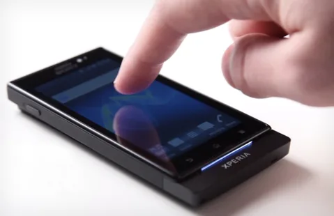 Sony Xperia Sola Avea ile Türkiye’ye giriş yapıyor (güncellendi)