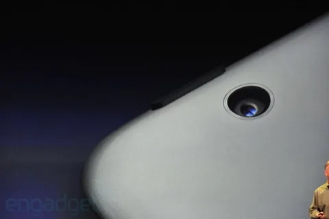 Yeni iPad 5 megapiksellik, otomatik odaklı ve 1080p video kayıt yetenekli iSight kamerayla geliyor