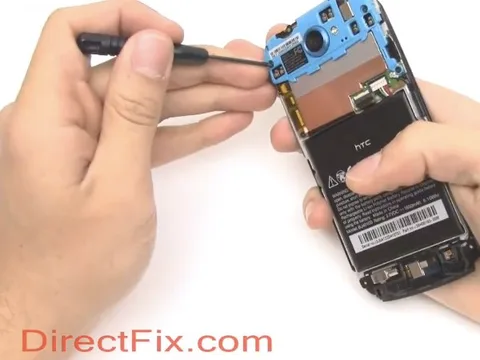 HTC One S’in sökülmesi zor, birleştirilmesi daha da zor olmalı – Video