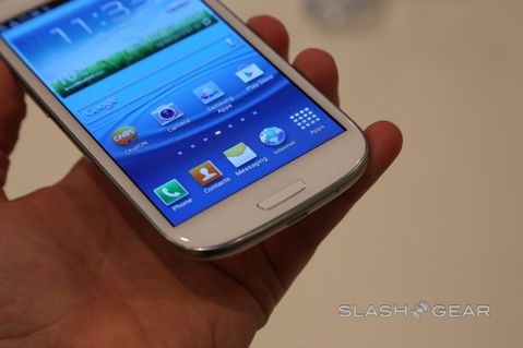 Samsung Galaxy S III’ün 480 inç 720p ekranında PenTile teknolojisini tercih etti
