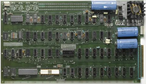 Apple I anakartı ve Steve Jobs’un notları yüksek fiyatlara alıcı buldu