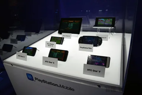 PlayStation Mobile destekli HTC One cihazları Sony’nin E3 standında görüntülendi