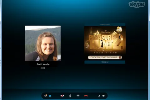 Skype sohbet içi görsel reklam devrini Windows uygulamasıyla başlattı