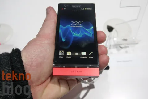 Sony Xperia P de Türkiye’ye giriş yaptı