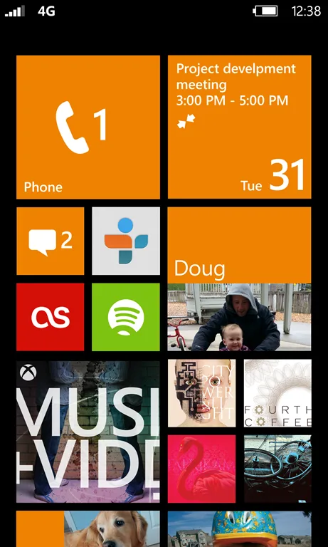 Windows Phone 8 ile doğal kod, entegre Internet görüşmeleri ve uygulama içi satın alma desteği geliyor
