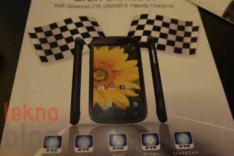 ZTE Grand X 1 GHz çift çekirdekli işlemci ve 4.3 inç qHD ekran ile çok yakında Türkiye’de