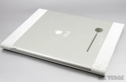 Apple’ın geçmişte tasarladığı çok gizli iPhone ve iPad prototipleri ortaya çıktı