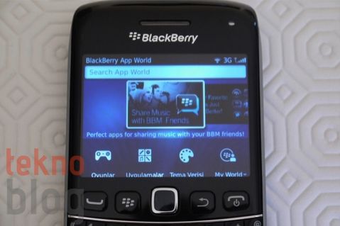 BlackBerry App World toplam üç milyar indirme rakamına ulaştı