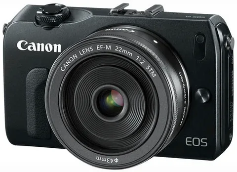 Canon EOS M aynasız fotoğraf makinesinin görüntüsü internete sızdı