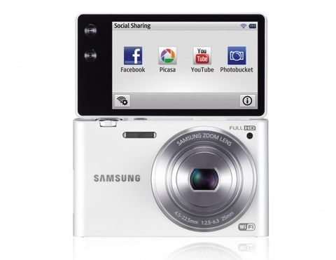 Samsung Wi-Fi destekli, AMOLED ekranlı ve hareket kontrollü MV900F fotoğraf makinesini tanıttı