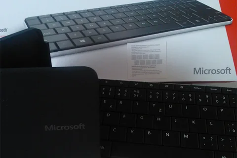 Microsoft Wedge Mobile markalı Windows 8 klavyeyi piyasaya sürmeye hazırlanıyor