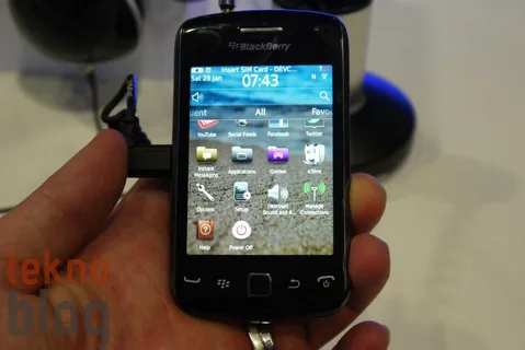 Samsung BlackBerry 10 ilgisini yalanladı