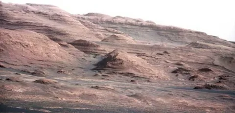 Curiosity Mars’tan yeni görüntüler gönderdi