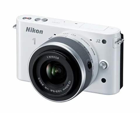 Nikon 1 J2, 1 Nikkor lens ve Coolpix L610’u duyurdu