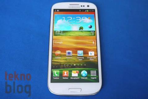 Samsung Galaxy S III 20 milyon satış rakamına ulaştı