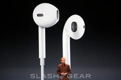 Apple’ın yeni topuzlu kulaklıkları EarPods her kulağa uyacak