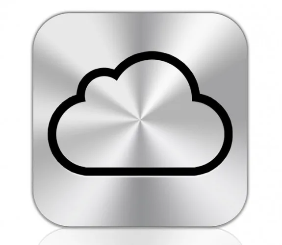 apple-icloud-logo-250912 Apple MobileMe kullanıcılarına bir yıl daha ücretsiz iCloud alanı sağlayacak