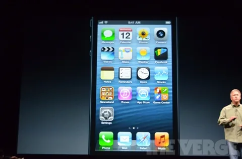 Apple’ın uygulamaları iPhone 5’in büyük ekranına uyumlu şekilde geliyor