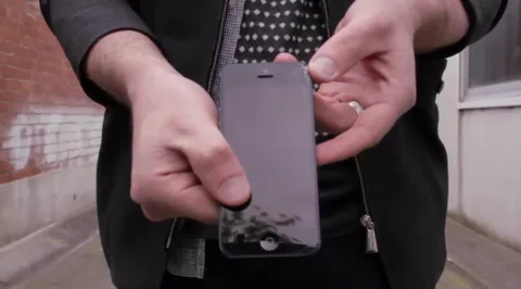 Kılıf üreticisi Cygnett’ten iPhone 5 düşme testi