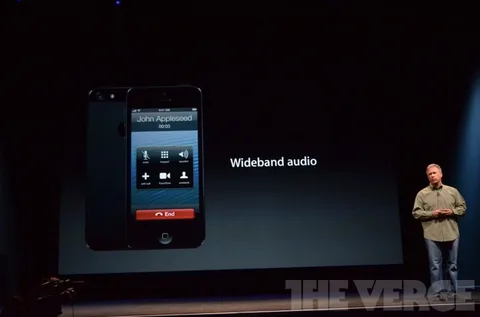 iPhone 5 HD Voice sayesinde yüksek kaliteli telefon görüşmelerine imkan sağlayacak