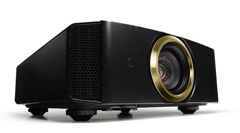 JVC çözünürlüğü 4K’ya yükselten projektörlerini tanıttı