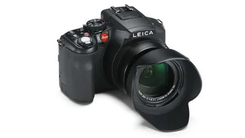 Leica V-Lux 4 24x yüksek optik zum aralığıyla geliyor