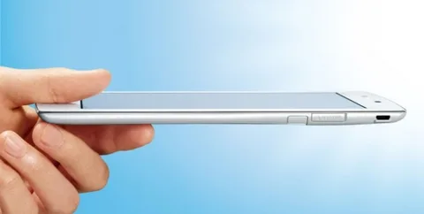 Dünyanın karbon fiberden yapılmış en hafif Android tableti Japonya’da piyasaya çıkıyor