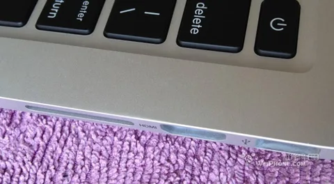 13 inç MacBook Pro Retina’ya ait olduğu iddia edilen fotoğraflar sızdı