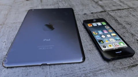 iPad mini’nin siyah kasasıyla gösteren yeni taslak çizimler ortaya çıktı