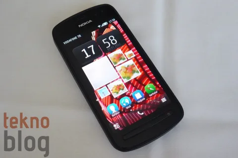 Nokia 808 PureView Belle FP2 güncellemesiyle yepyeni kamera ve galeri özellikleri kazandı