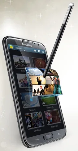 samsung-galaxy-note-2-111012 Samsung Galaxy Note II Türkiye’ye büyük bir sokak ve perküsyon gösterisiyle lanse ediliyor