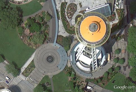 Google hava ve uydu görüntülerinde iyileştirmelerine devam ediyor