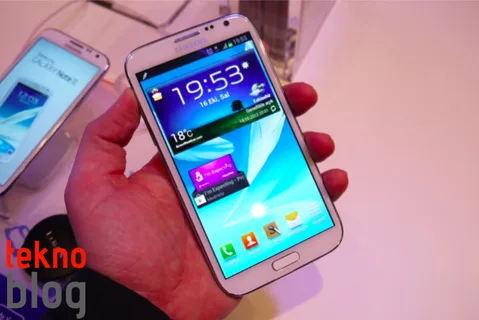Samsung Galaxy Note II tüm dünyada 3 milyon satış rakamına ulaştı