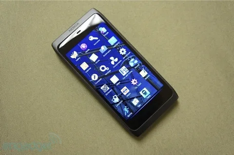 Jolla’nın mobil işletim sistemi Sailfish ile ilgili ayrıntılar videoda