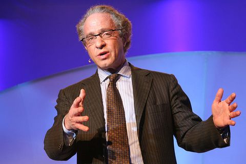 Google tanınmış fütürist Ray Kurzweil’i işe aldı