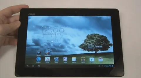 ASUS’un 10 inç’lik Eee Pad MeMO Pad tableti yüzünü gösterdi
