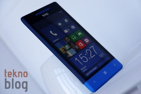 Microsoft Windows Phone için eksiksiz bir YouTube uygulamasının önündeki engel olarak Google’ı işaret etti