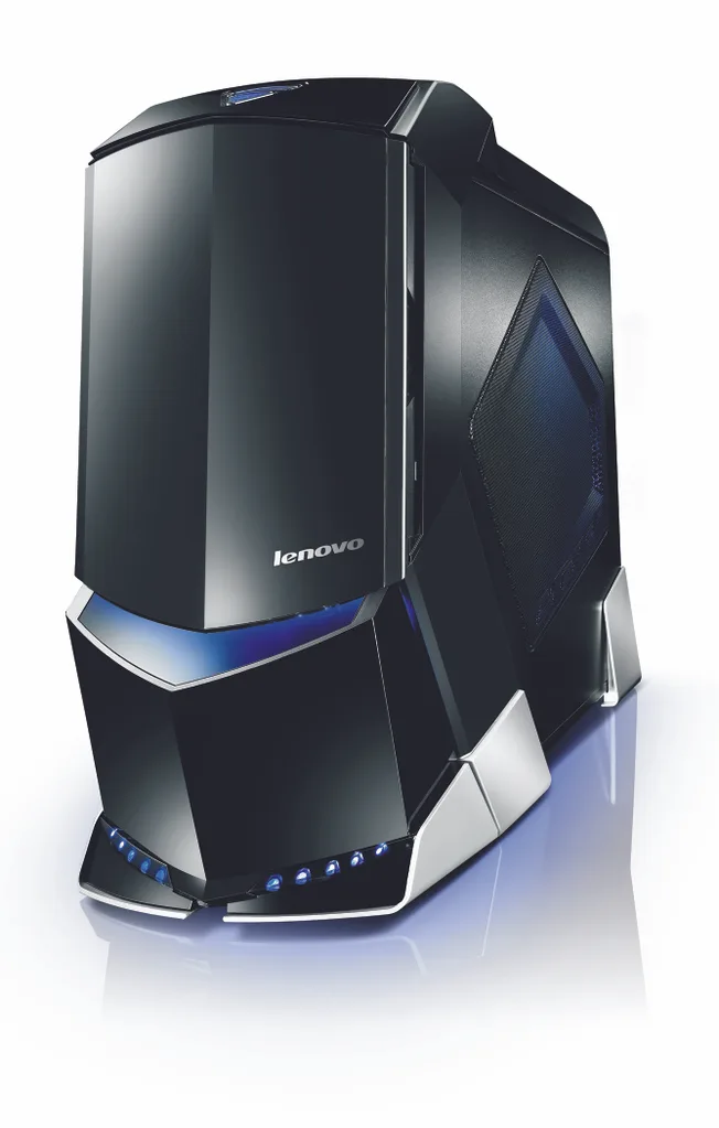 Lenovo Erazer X700 ile oyunseverleri yakalamayı hedefliyor