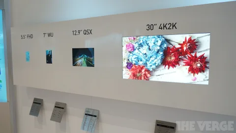 LG Display yüksek çözünürlüklü ekranlarını sergiliyor, yılın ortalarında seri üretime geçilmiş olacak